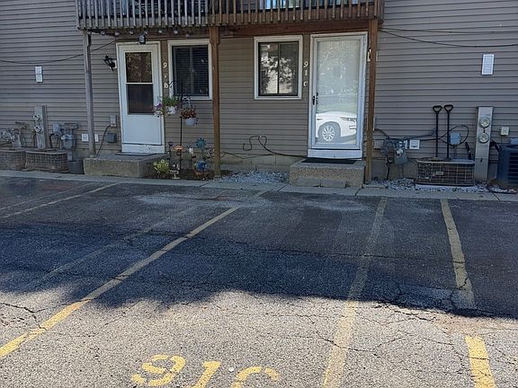 3rd image of 91 Edison Ct APT C
