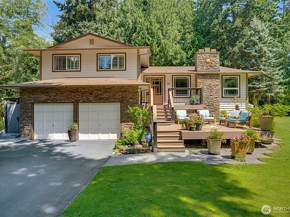 3rd image of 4324 32nd Avenue Ct