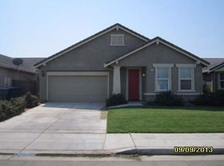 494 Joya Dr, Madera, CA 93637