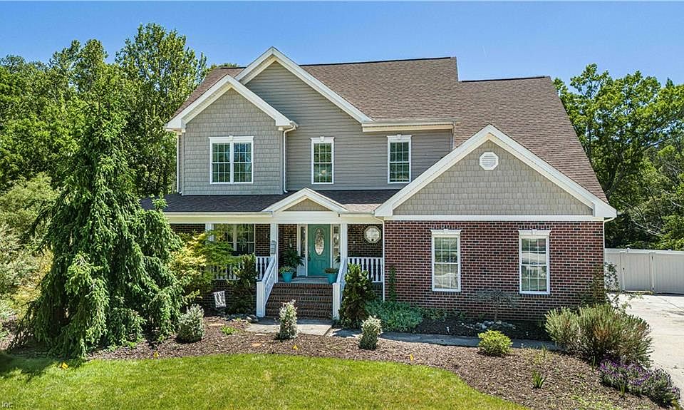1st image of 419 Quaker Ridge Ct