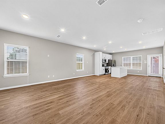 5th image of 6434 New York St