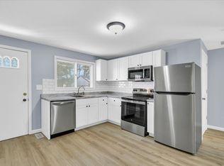 213 W John St #4, Champaign, IL