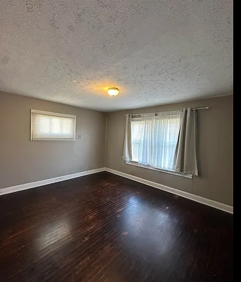 3634 Salem St — Photo 6