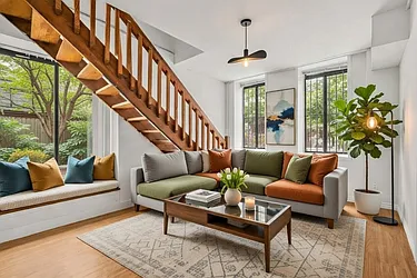 221 East 33rd Street, #U1H