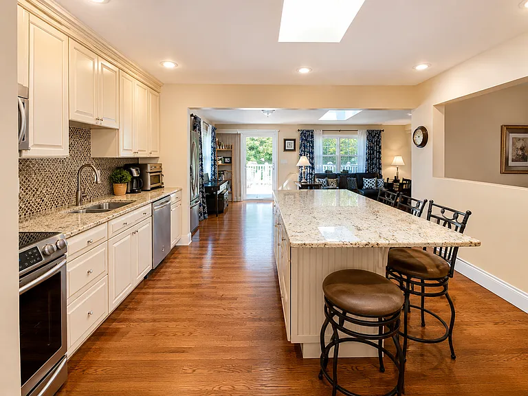 10 Roe Cir — Photo 7