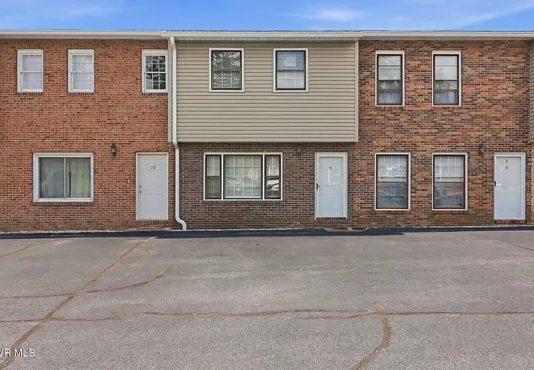 3539 Netherland Inn Rd #9 — Photo 1
