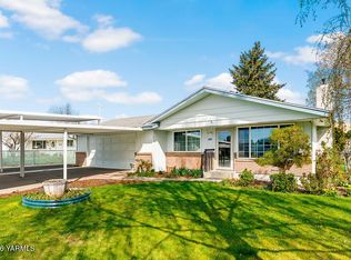 140 Bertsch Cir, Moxee, WA