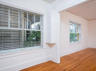 2134 NW Flanders St APT 201, Portland, OR 97210