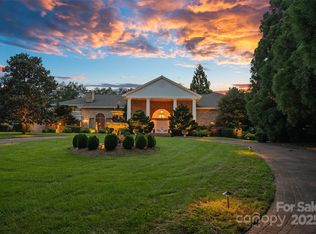 282 Hamilton Dr, Columbus, NC 28722