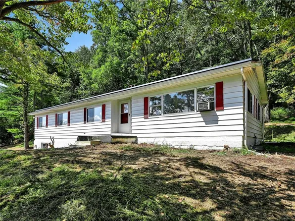 1371 Fair Rd, Schuylkill Haven, PA 17972