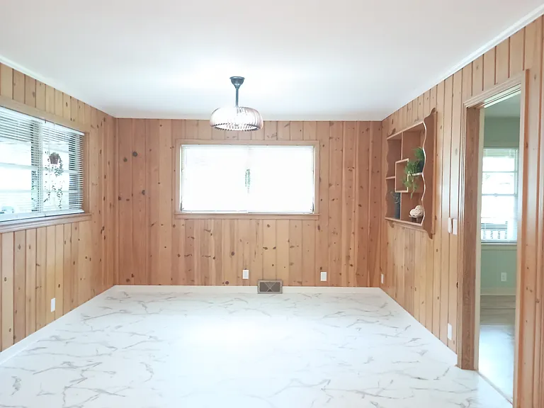 110 Willow Dr — Photo 11