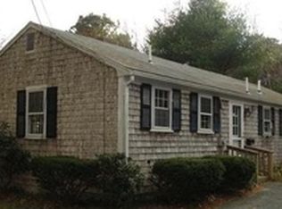 7 W Circuit Rd, Yarmouth, MA 02673