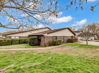 138 Golfcrest Ln, Oak Ridge, TN 37830