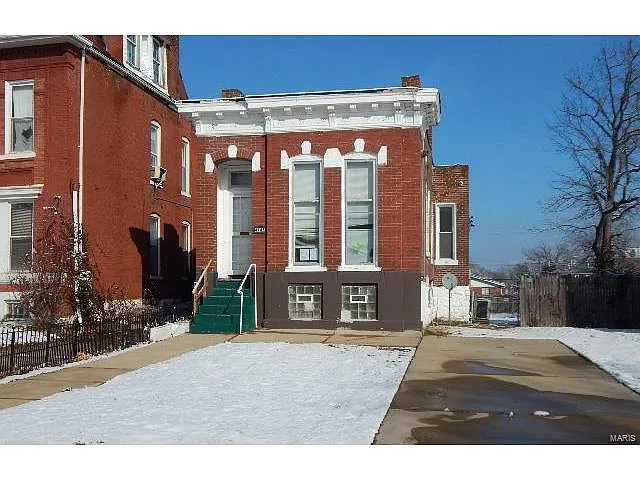 4745 Hammett Pl photo 1
