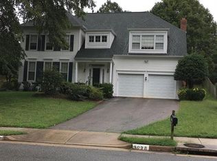 9098 Northedge Dr, Springfield, VA