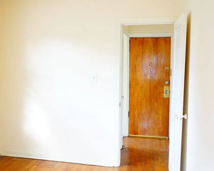 8400 Greenwood Ave — Photo 29