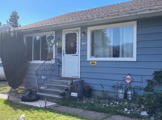 9287 Armitage St, Chilliwack, BC V2P 5Y3