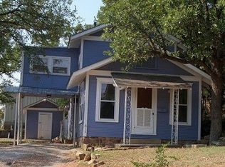 615 NW 7th St, Mineral Wells, TX 76067