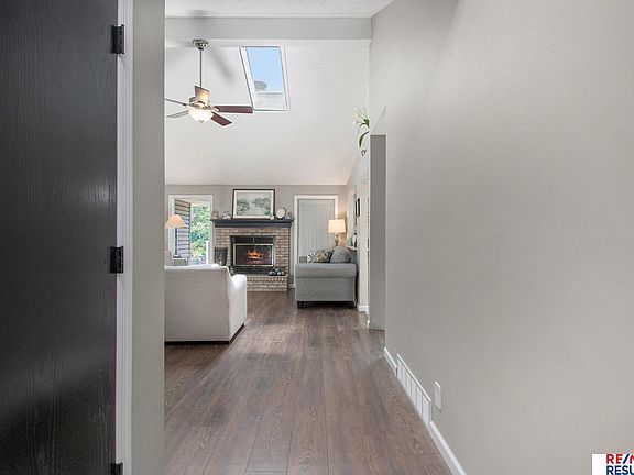 3rd image of 15463 Wirt Cir