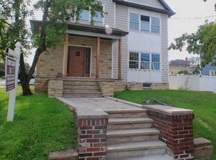 852 Park Ave, Elizabeth, NJ 07208