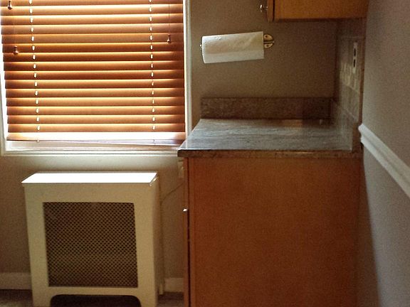 Kitchen granite counter