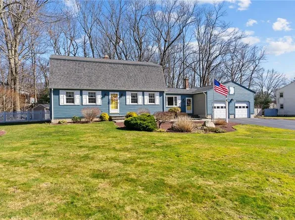 5 Ivy Dr, Coventry, RI 02816