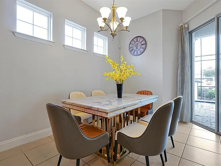297 Captiva Dr — Photo 15