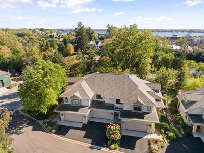 296 Grace Pointe Ct, Wayzata, MN, 55391