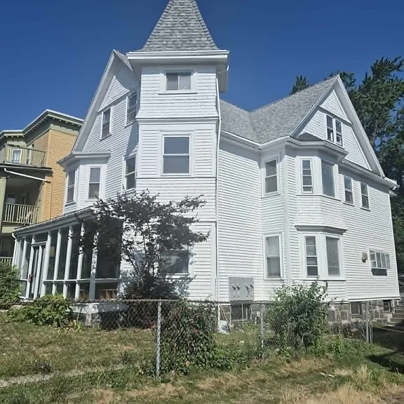 247 Park St #2 — Photo 1