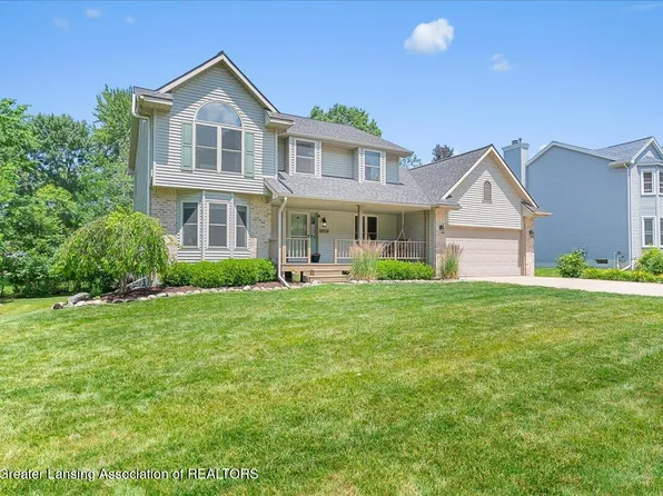 3910 Bayberry Ln, Lansing, MI 48911