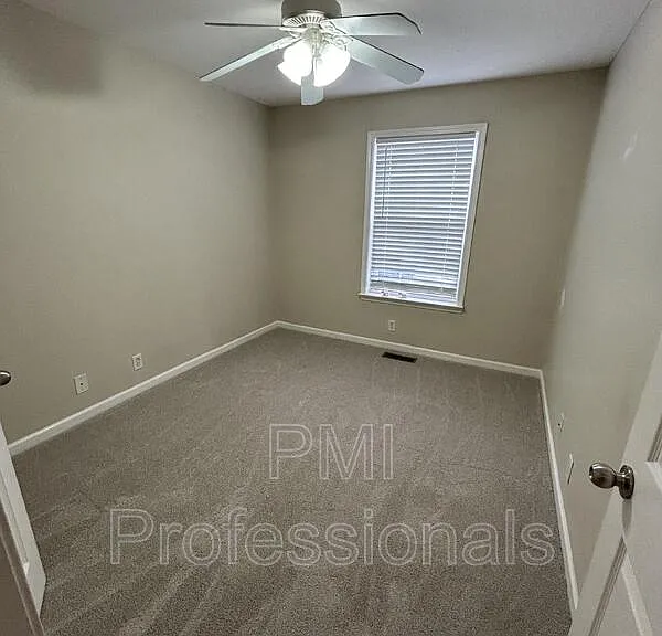 3848 Chippewa Pl — Photo 8
