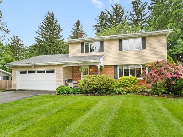 6 Fairview Ave, Clinton Town, NJ 08809