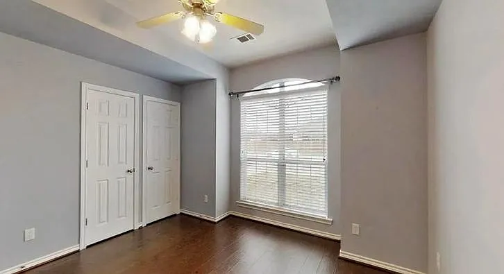 4214 Alexandria Ave — Photo 28