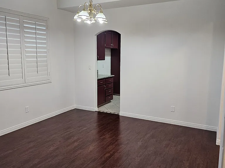 12706 Crystal Cove Ave — Photo 11