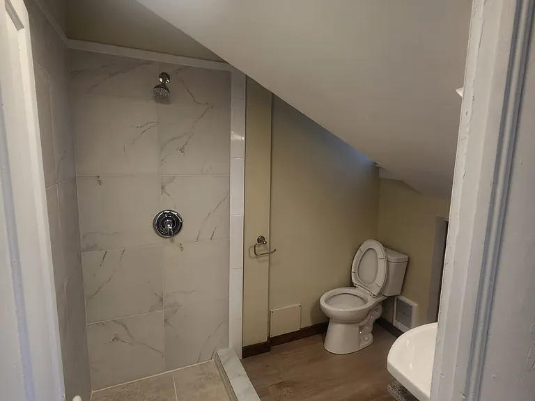 725 Holmes St #3 — Photo 16