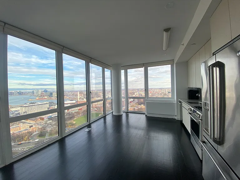 309 Gold St #AIR36E — Photo 1