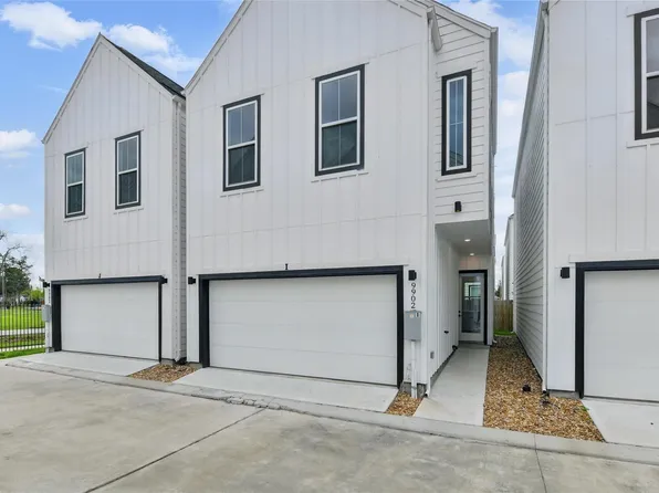 9902 Clark Rd #I, Houston, TX 77076