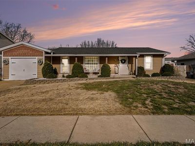 1321 Green Mist Dr, Fenton, MO, 63026