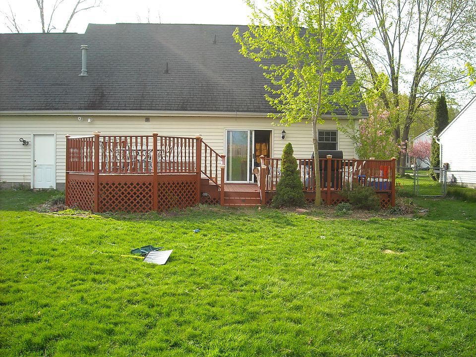 2nd image of 8113 Barberry Hill Dr