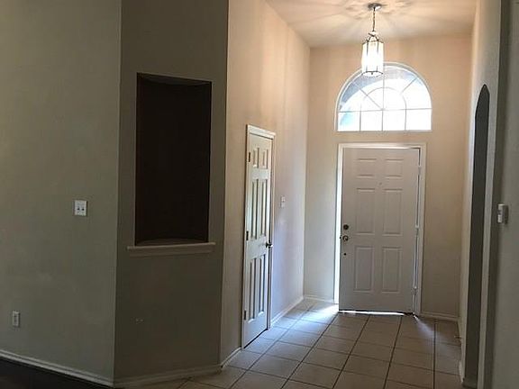4th image of 2029 Haylee Dr