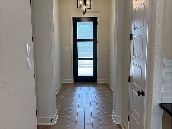 4th image of 3626 Slocum Hill Dr