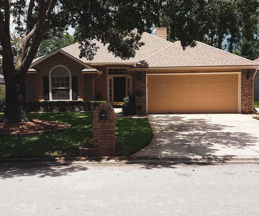 Mature trees & verdant law