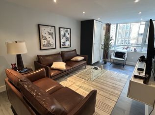 80 Cumberland St #301, Toronto, ON M5R3V1