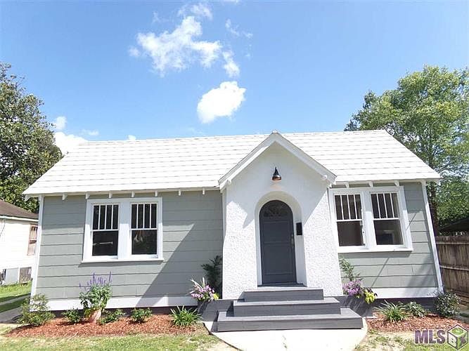 1st image of 58275 Labauve Ave