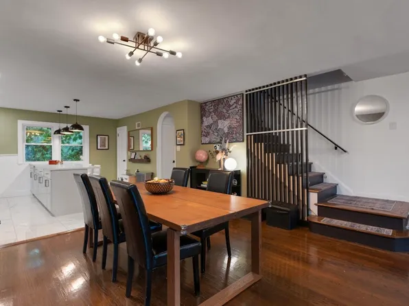 149 West 30th Street image 6 of 26