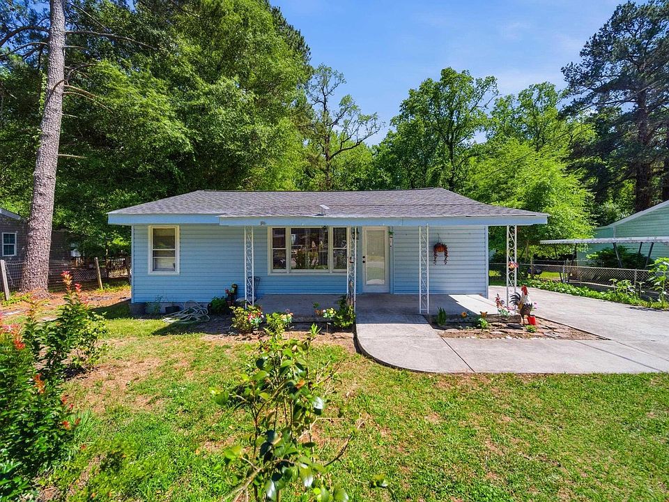 1st image of 160 Whiteside Cir