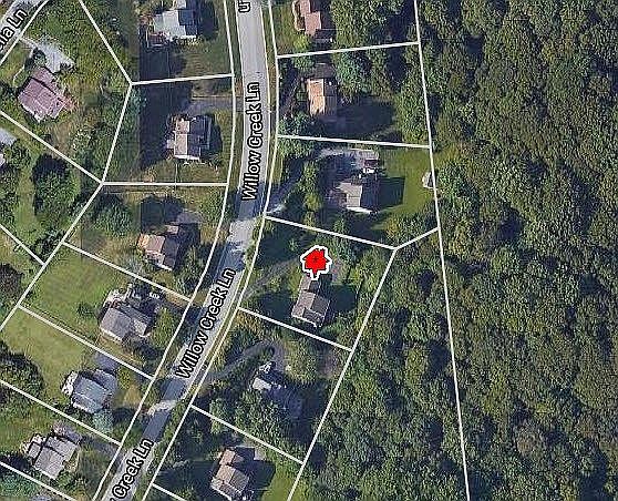 2nd image of 32 Willow Creek Ln