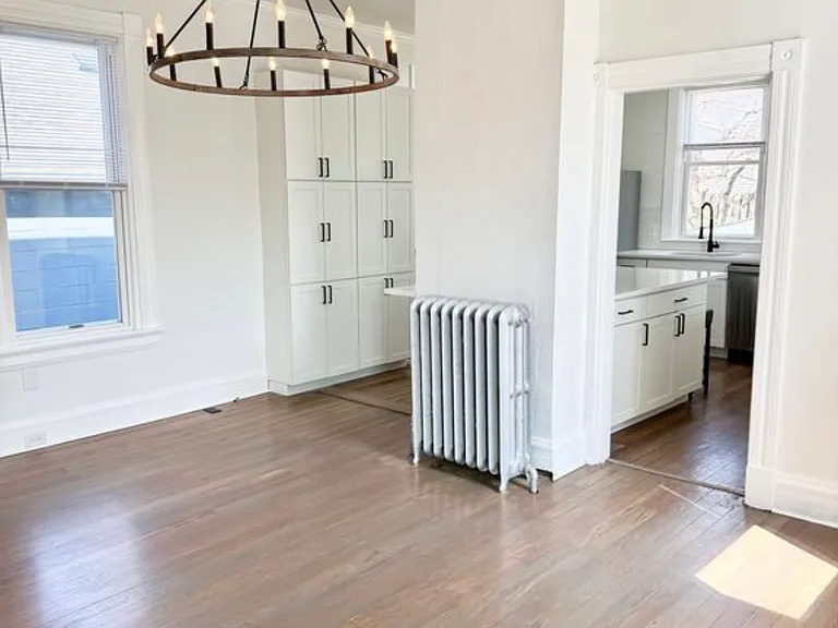 6828 Kenton Ave — Photo 3
