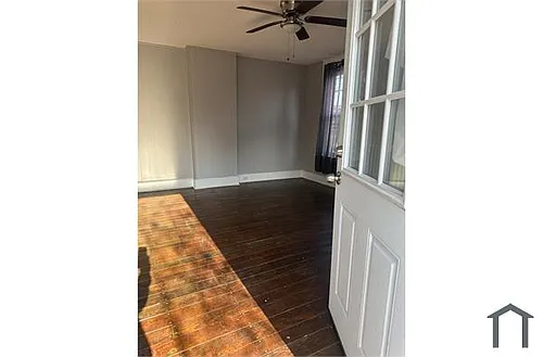 255 E Matsonford Rd Photo 1