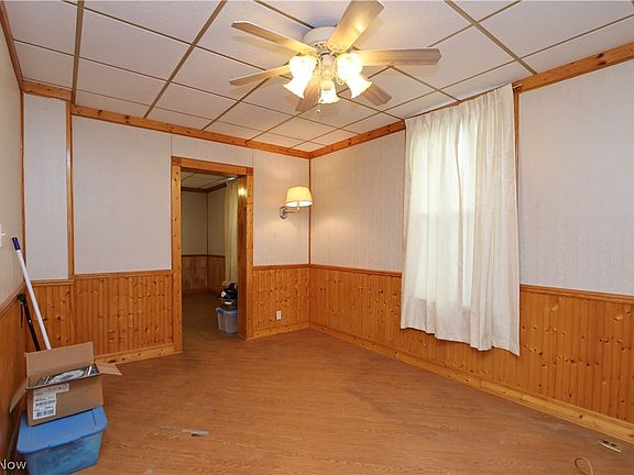3rd image of 941 Reid St